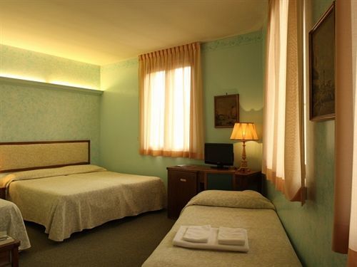 Elefante Hotel Montichiari
